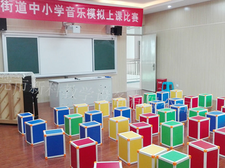 <a href='http://www.yelala.cn/chanpin/58-1.html' target='1' style='font-size:18px; font-weight:bold; color:#000000;'>音樂功能室</a>